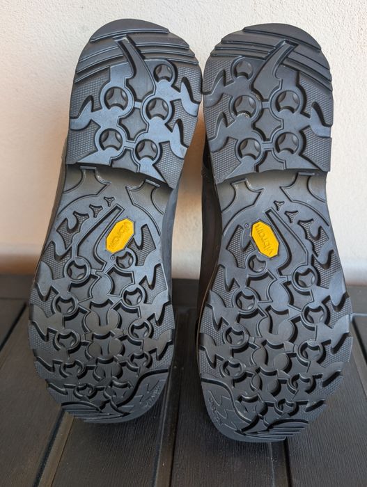 Bocanci  LOWA Santiago Gtx mărimea 9 (43.5)