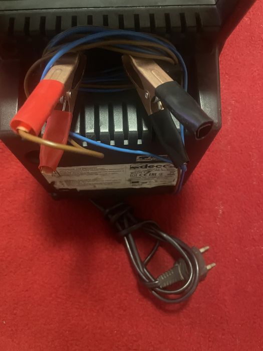 redresor baterii auto si