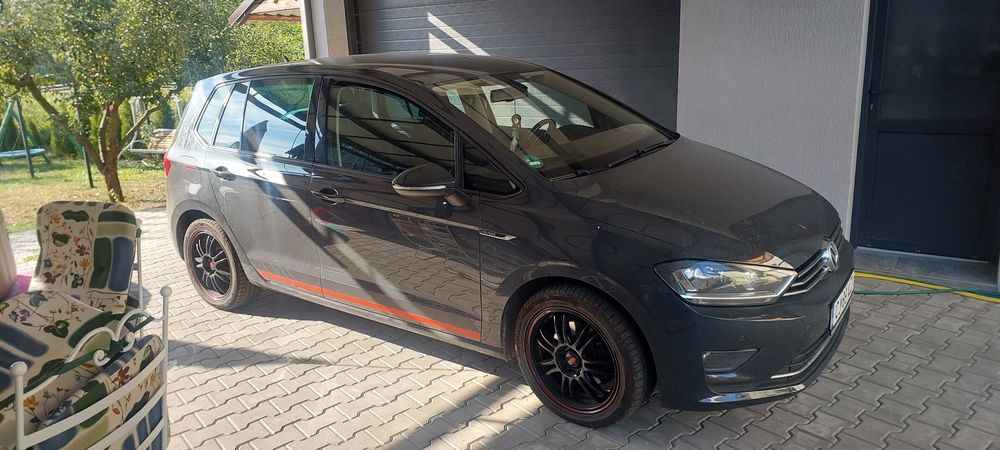 VOLKSWAGEN Golf Sportsvan 2015 — imagine 2