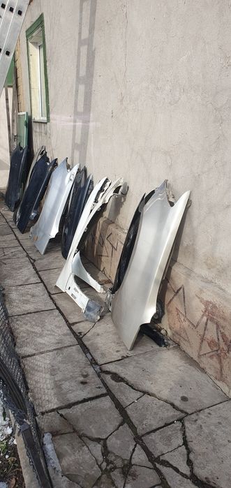 Крылья на лексус рх 300,330.