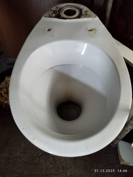 Унитаз б/у без бачка