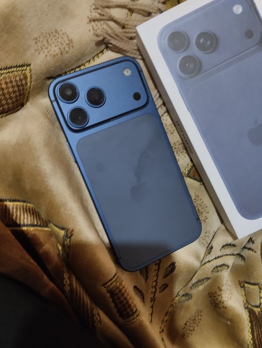 Продам или обменяю Айфон 17 про мак