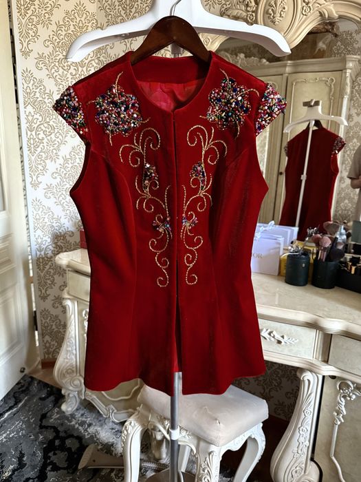 Кажекей камзол сатылады