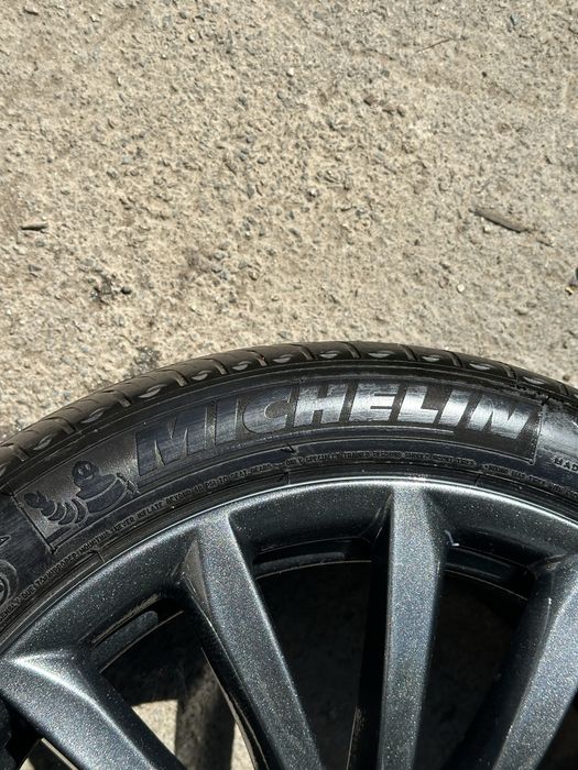Диски с резиной на BMW