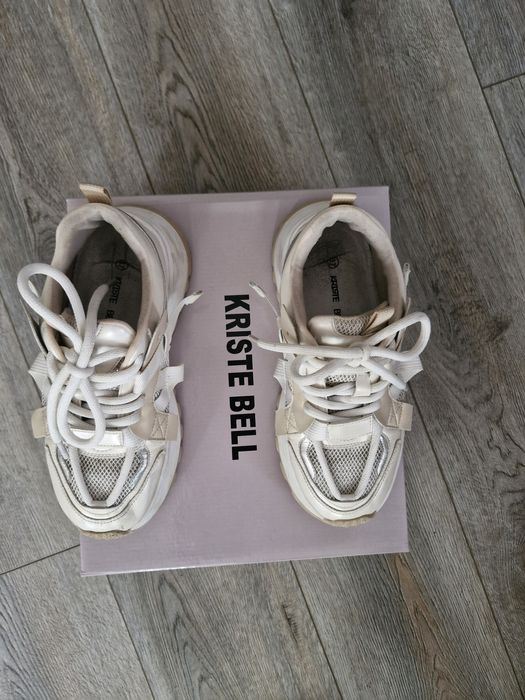 Дамски сникърси KB