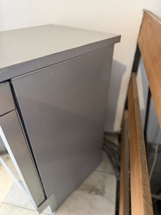 Продам посудомоечную машину