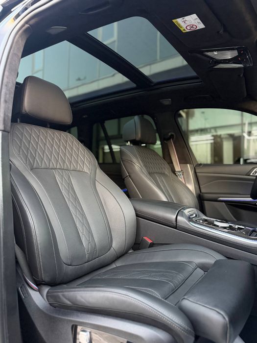Bmw X5  M60i 2024