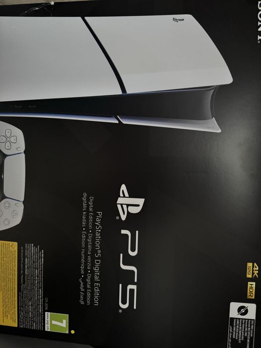 Vand ps5 digital edition ! NOU!! Garantie 4 ani altex