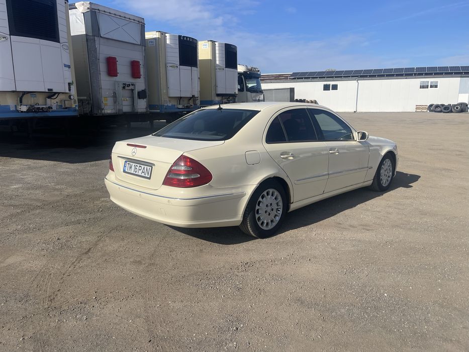 MERCEDES-BENZ E-Class 2003 — imagine 3