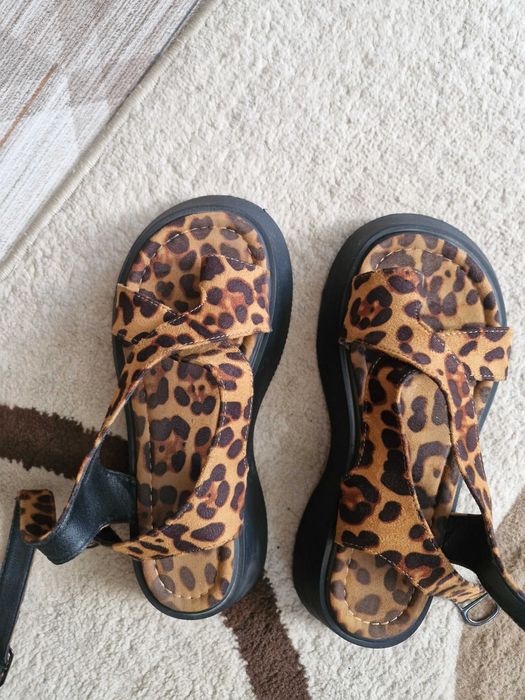 женские босоножки