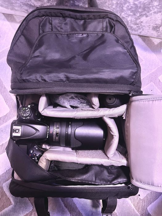 Nikon D610 si obiectiv 70-300