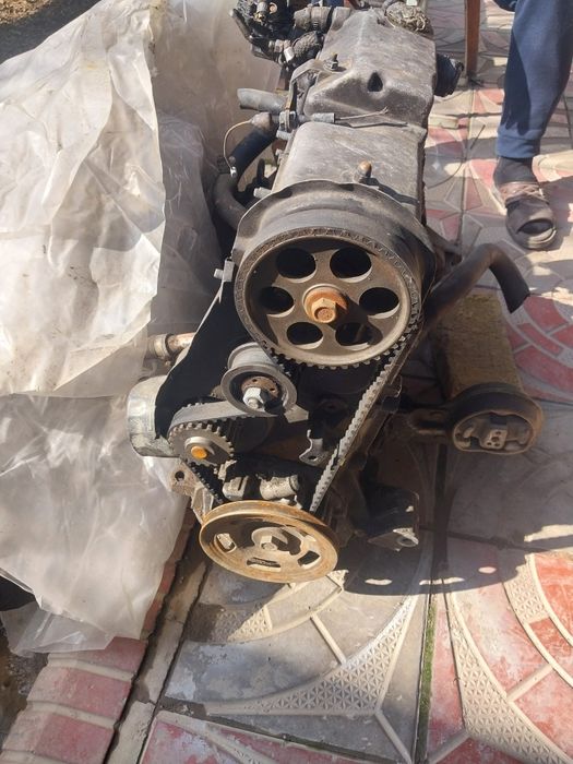 Матор с коробка и грата ваз 2109