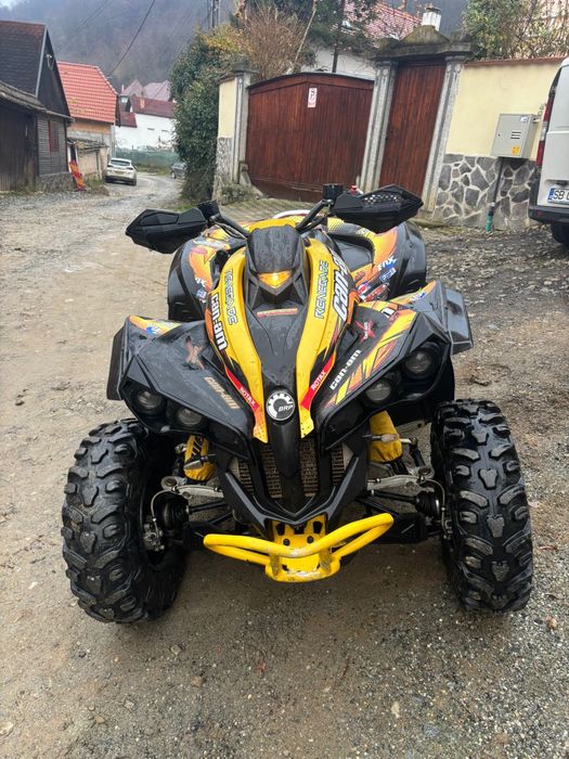 Can-am renegade.