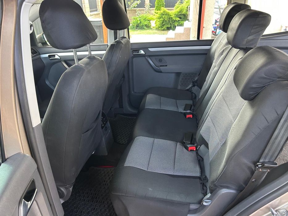 Volkswagen Touran 1.6 TDI | 105 CP | 2015 | 202.740 km