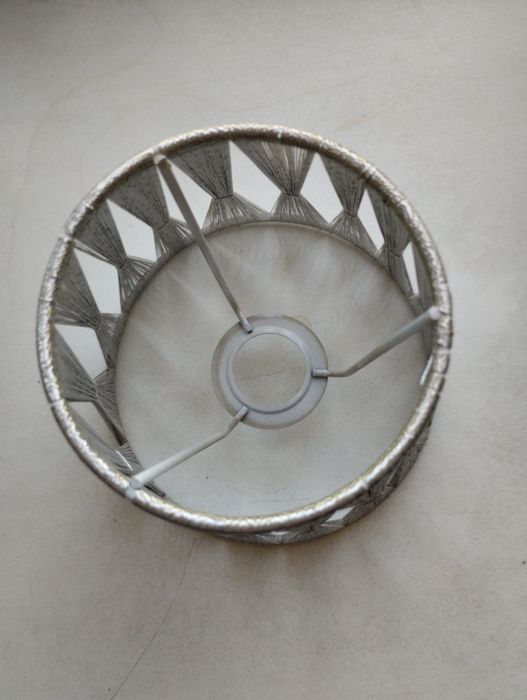 Плафоны от люстры.