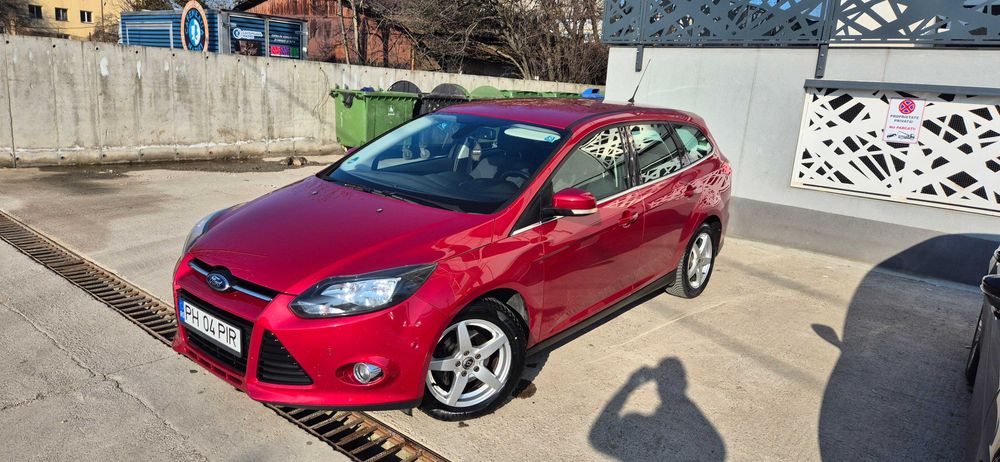 Ford Focus 2013 MK3 Econetic 1.6 TDCI echipare TITANIUM