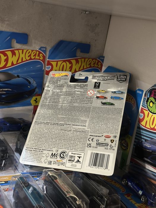 Hot wheels premium BUGATTI EB110