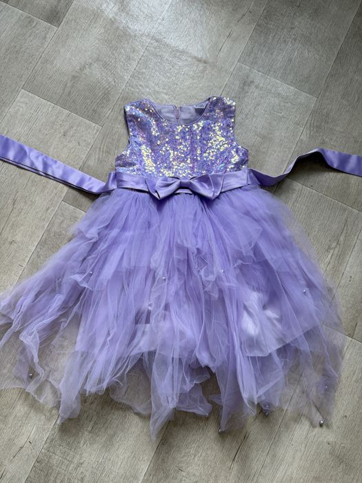 Продам платье 110рр