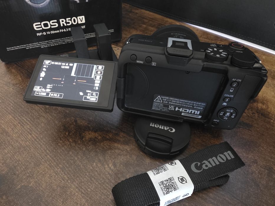 Canon R50V - НОВ + 18 месеца гаранция