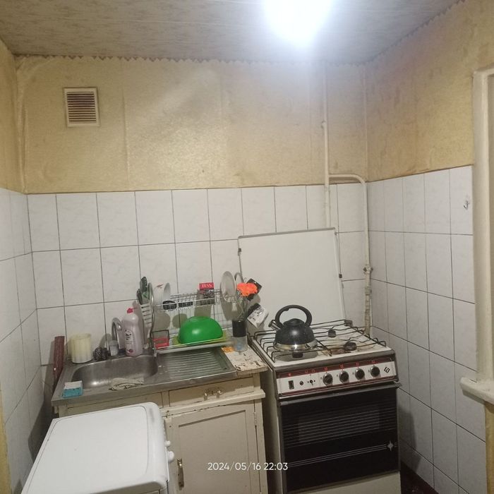 2- хонали , 1 кават квартира сотилади, шодлик куч кафолат маг йонида