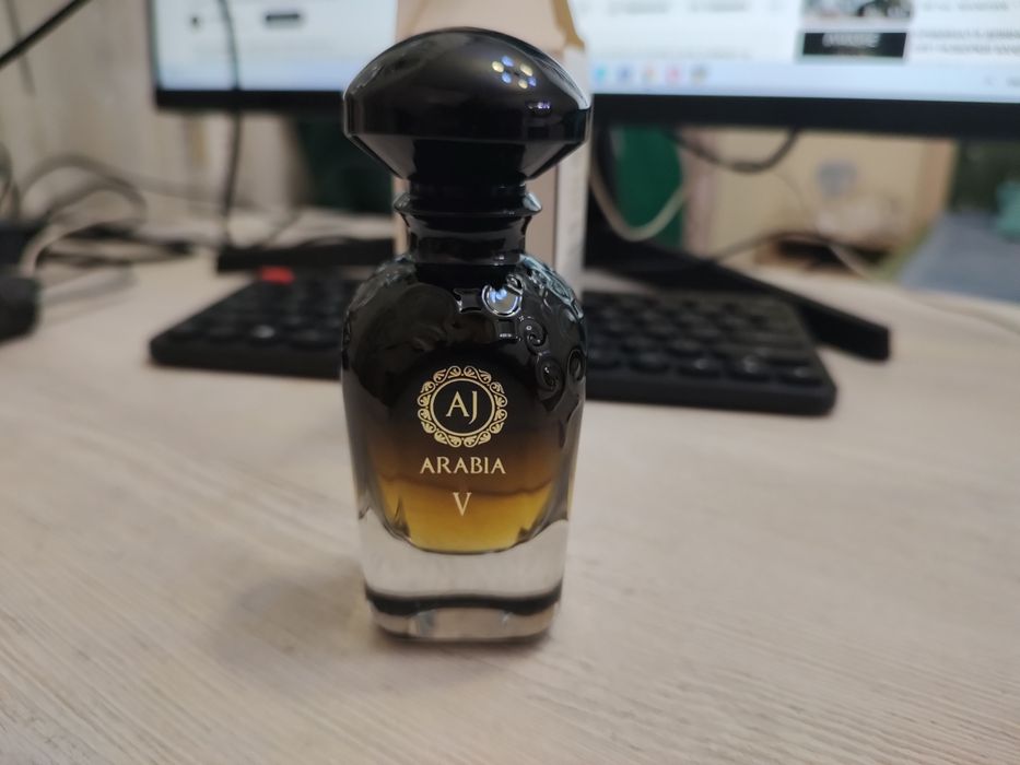 Парфюм AJ arabia black collection V