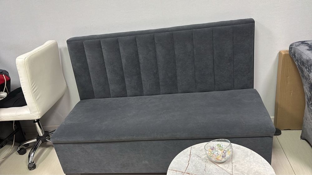 Продам диванчик