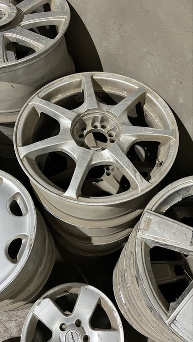 Продаю титанки оригинал из Европы пишите.звоните