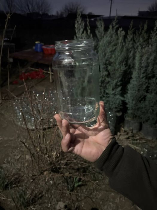 Банки продаже имеются банки объёмом 3, 2, 1 литр, а также 07, 05 литр