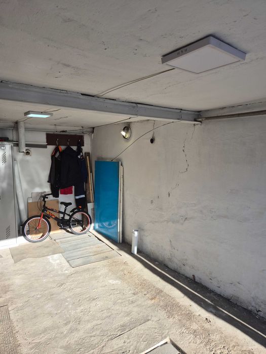 Гараж в Шахтерском