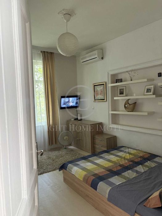 Продава се Етаж от къща в Пловдив, Център - 140 кв.м за 2508 €/кв.м - Снимка #6