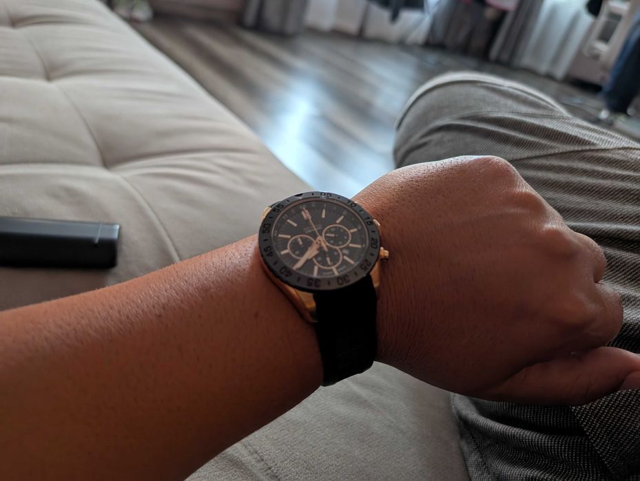 Часовник festina