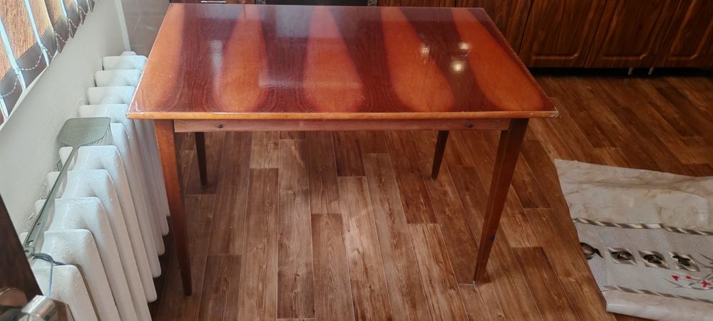 Продам  стол полировный