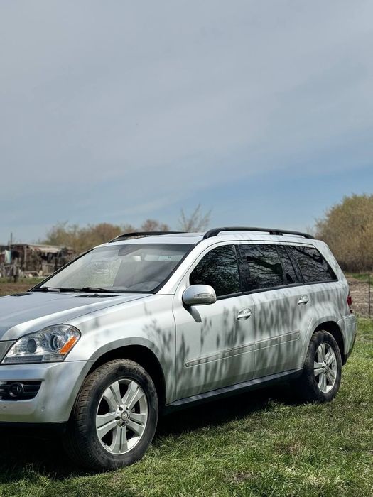 Продам Мерседес GL 450 в хорошем состоянии