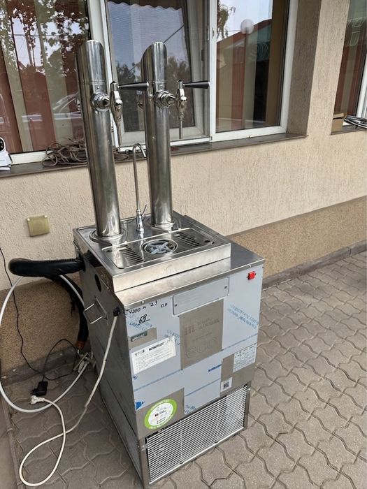 Dozator bere de inchiriat evenimente