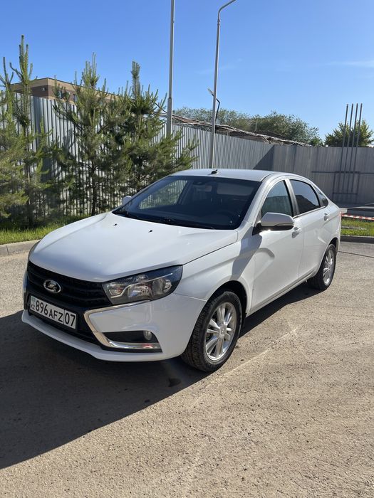 Продам Лада Веста 2018 год