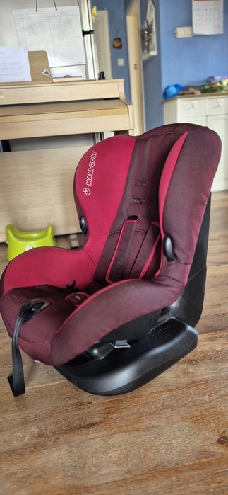 Maxi Cosi Столче за кола 9-18 кг.
