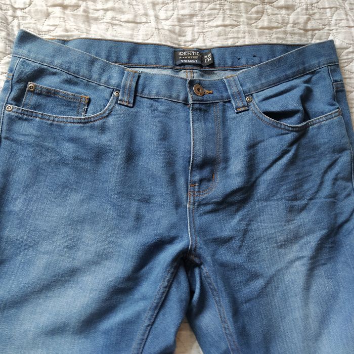 Мъжки тънки дънки 38