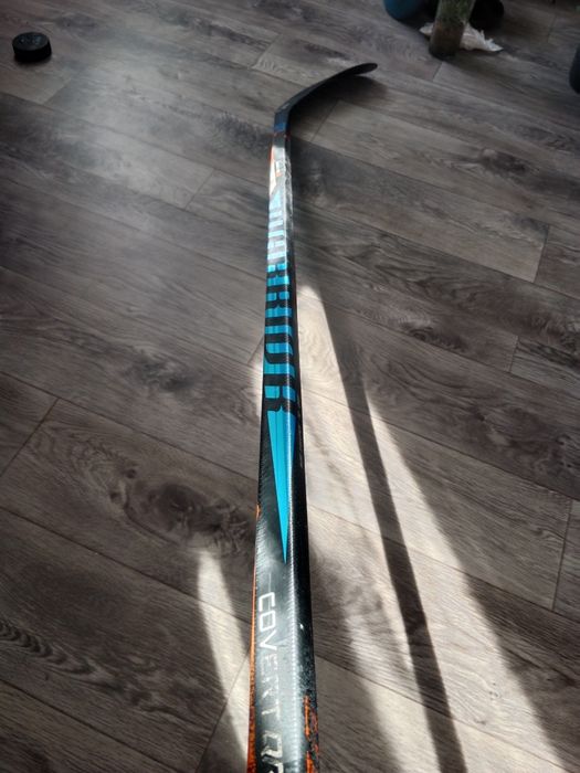 Продам клюшку вариор