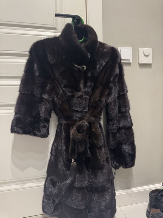 Продам норковую шубу