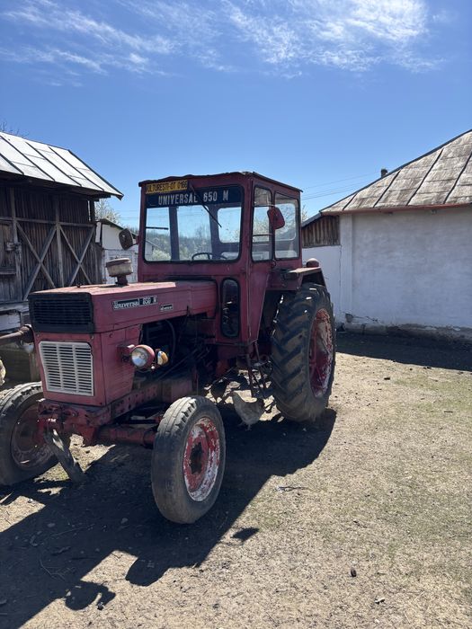 Tractor 650 plug si disc in stare buna de fructionare