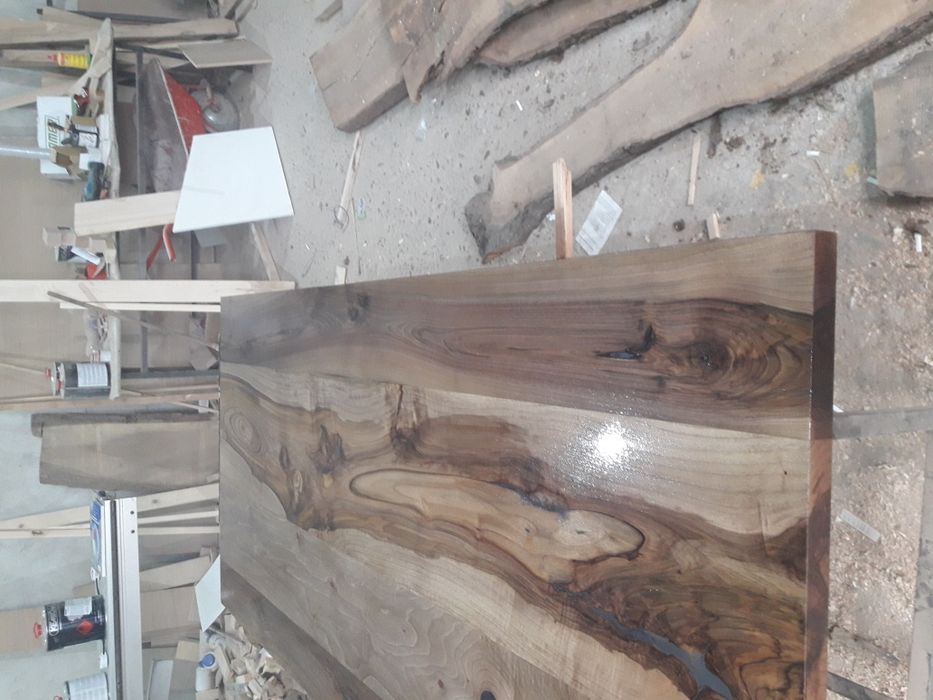 Масивни плотове от орех