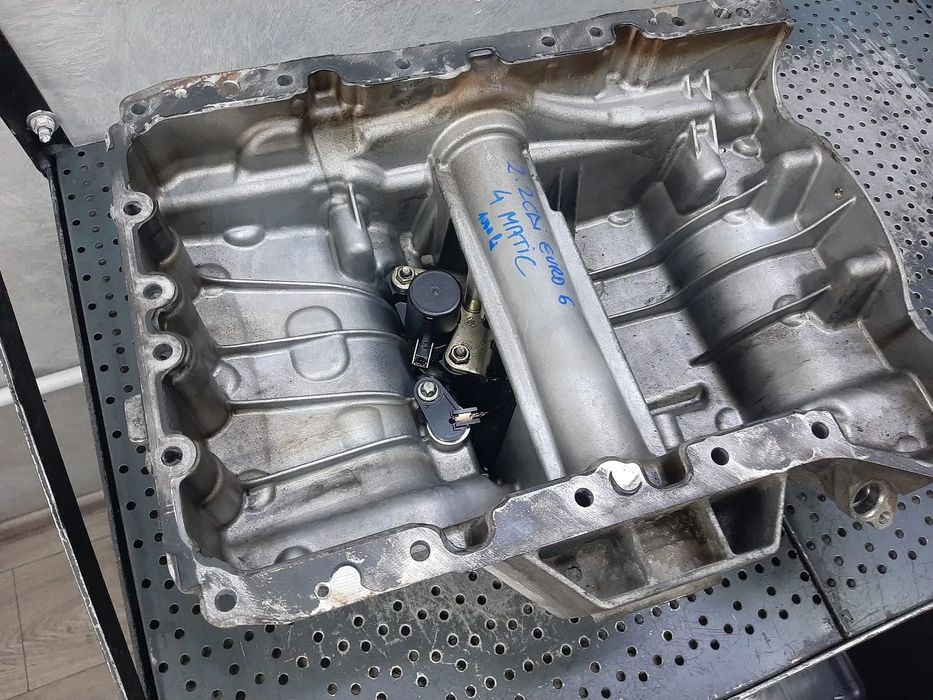 baie ulei 2.2 cdi  mercedes c-class w205 4 matic euro 6   a6510142802