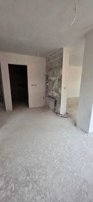 Продава се Тристаен апартамент в Пловдив, Остромила - 112 кв.м за 1250 €/кв.м - Снимка #2