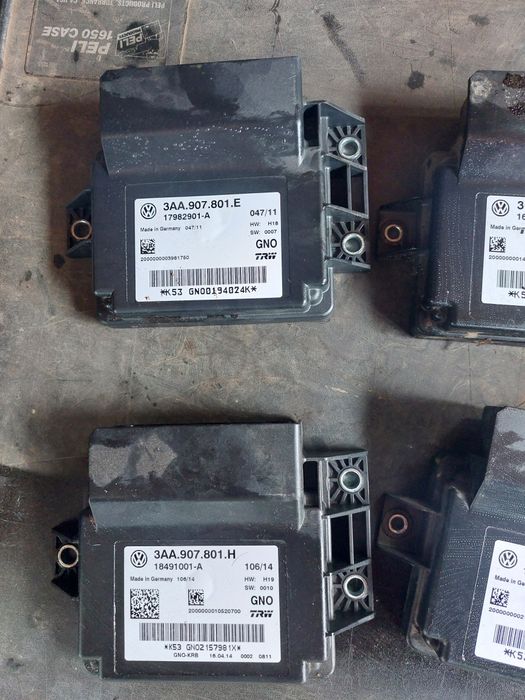 Calculator modul frână de mana electrica vw Passat b6 b7 CC