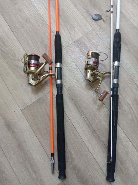 Продам спиннинги, 2 штуки.