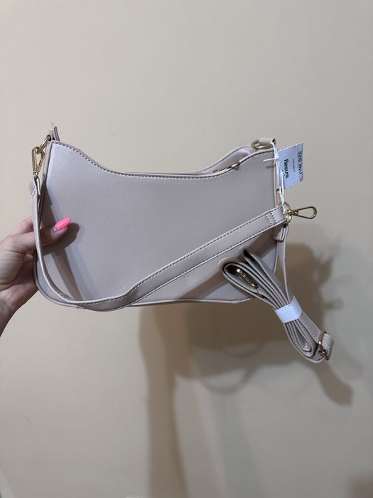 Нова дамска чанта