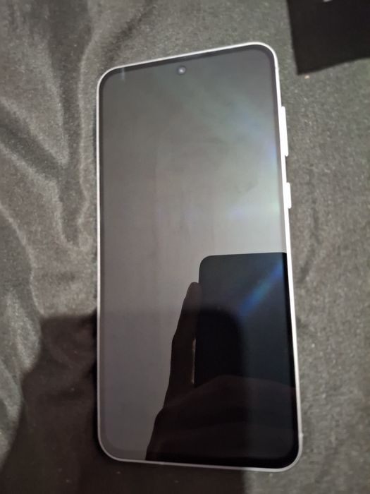 Продавам Samsung A56