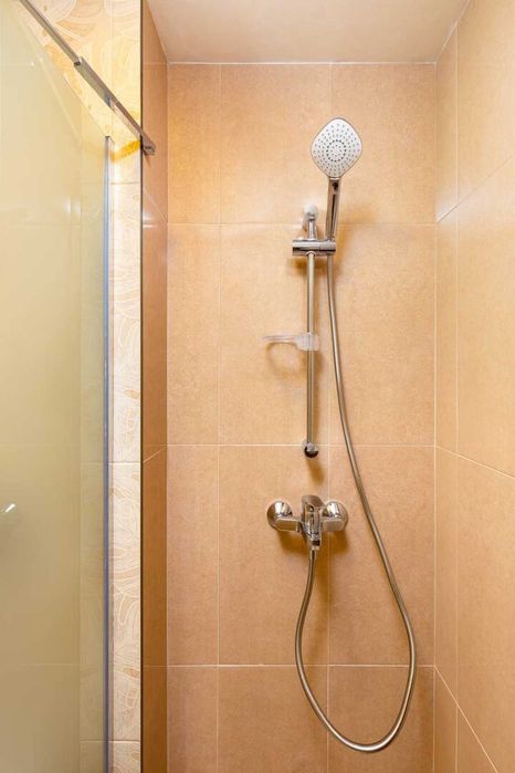 Дава се под наем Едностаен апартамент в Пловдив, Център - 25 кв.м за 245 € - Снимка #13