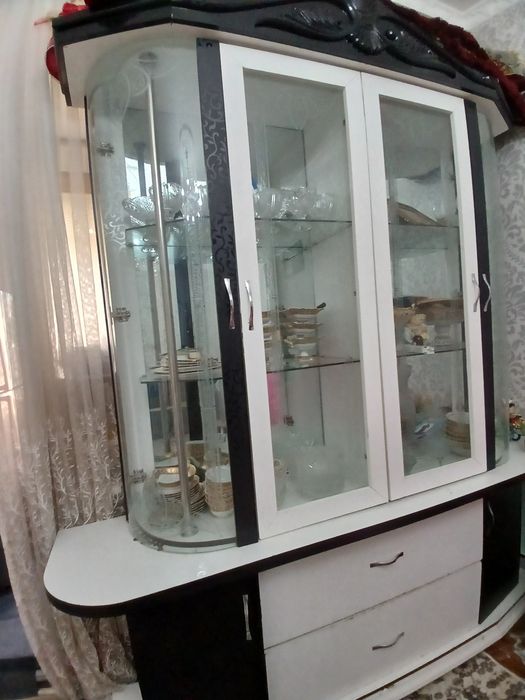 Продаётся стенка