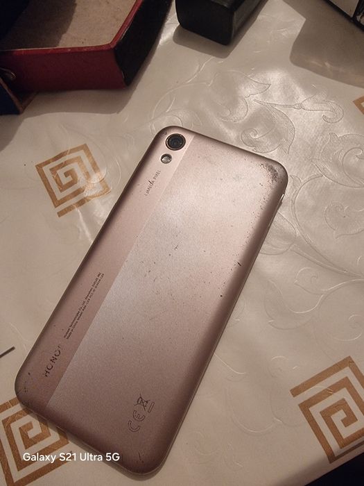 Телефон на запчасти